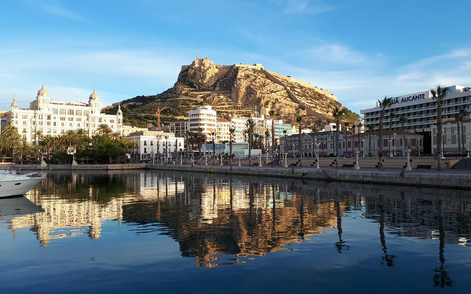 Alicante city i Costa Blanca, Spain