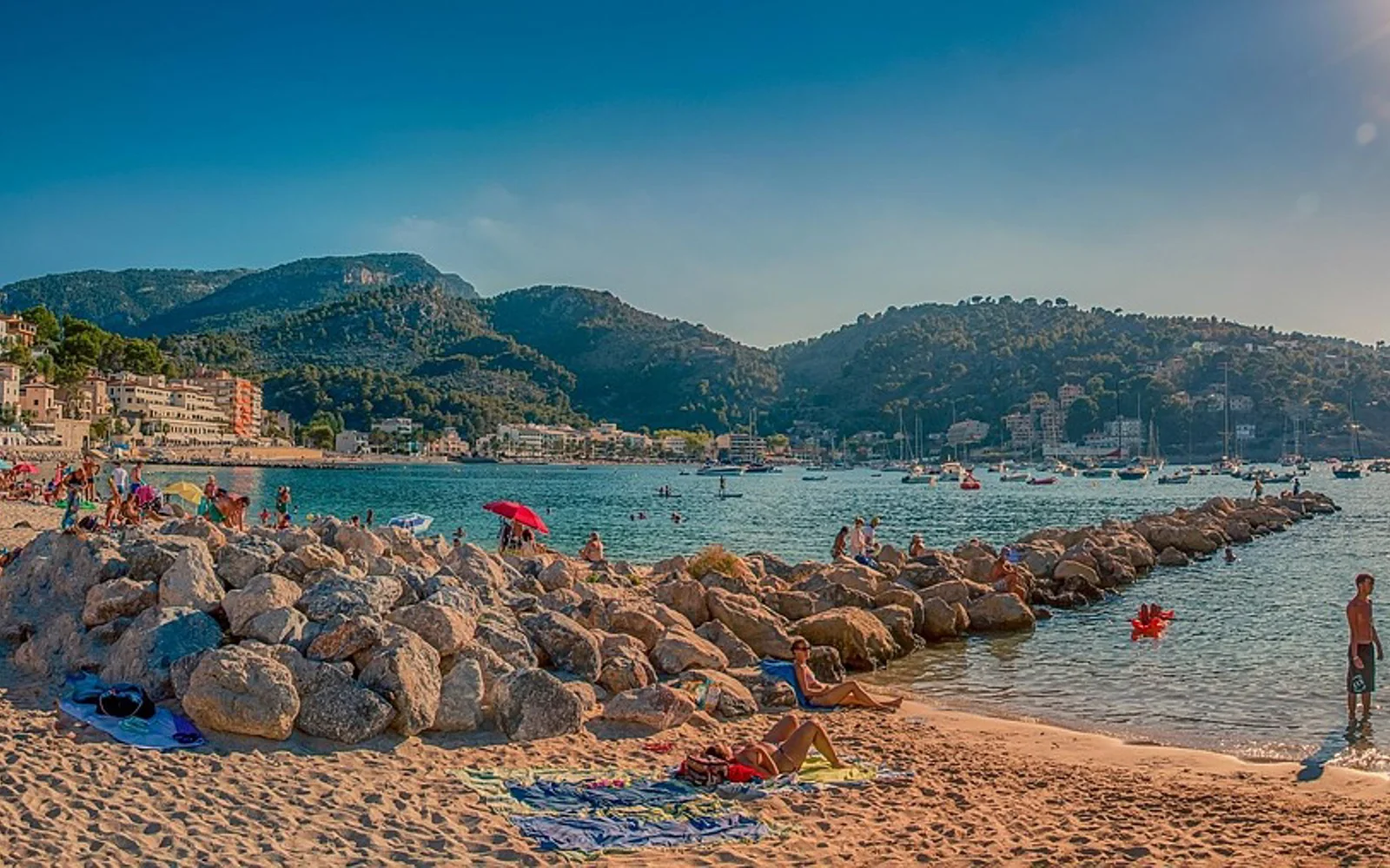 Puerto de Soller i Mallorca, Spain