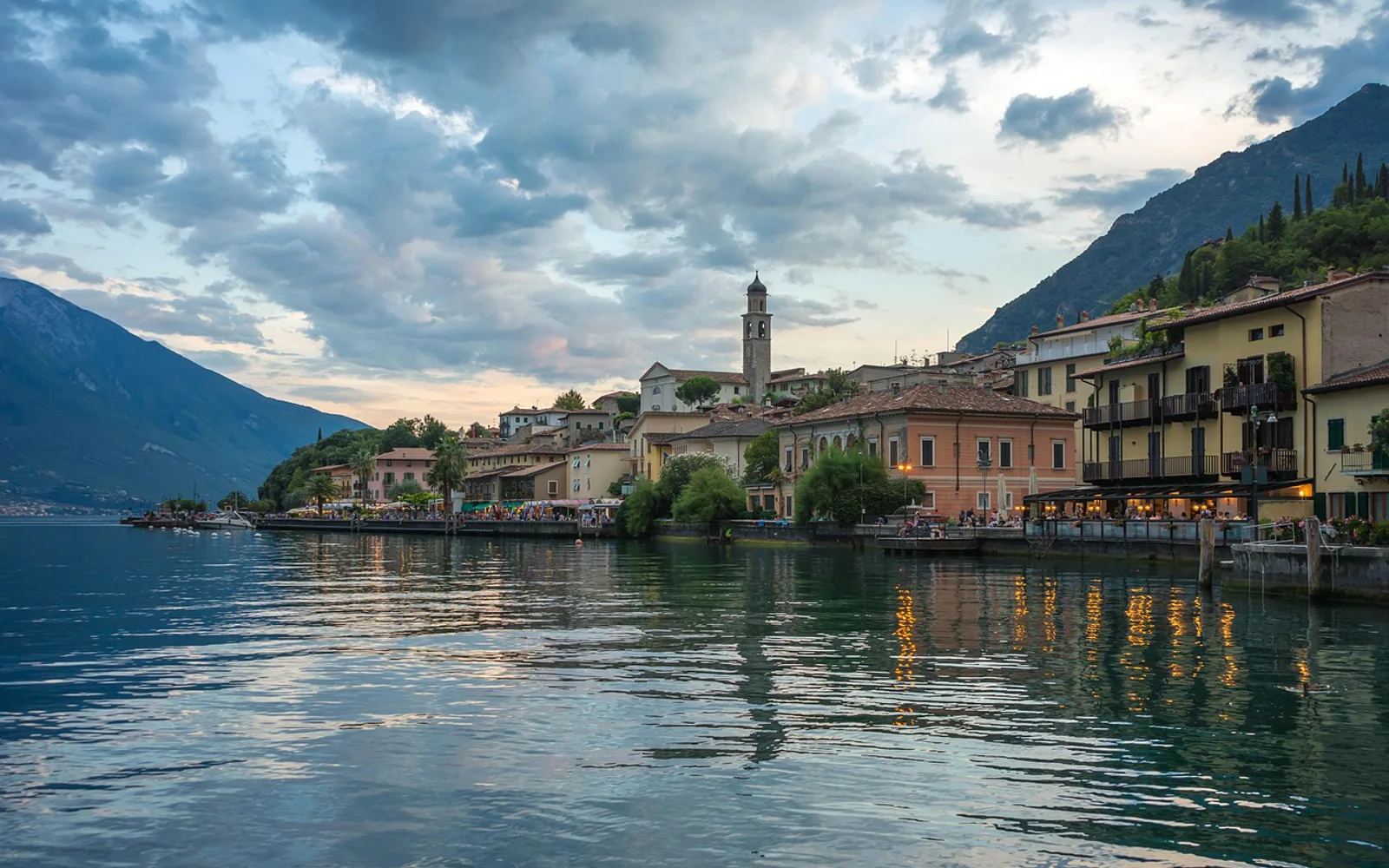 Garda i Gardasjoen, Italy