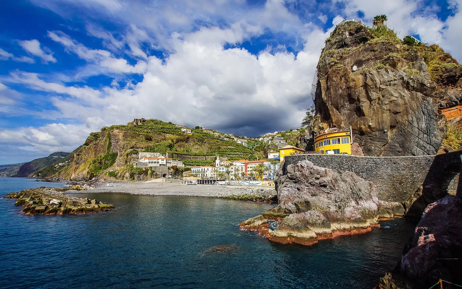 Ponta do Sol i Madeira, Portugal