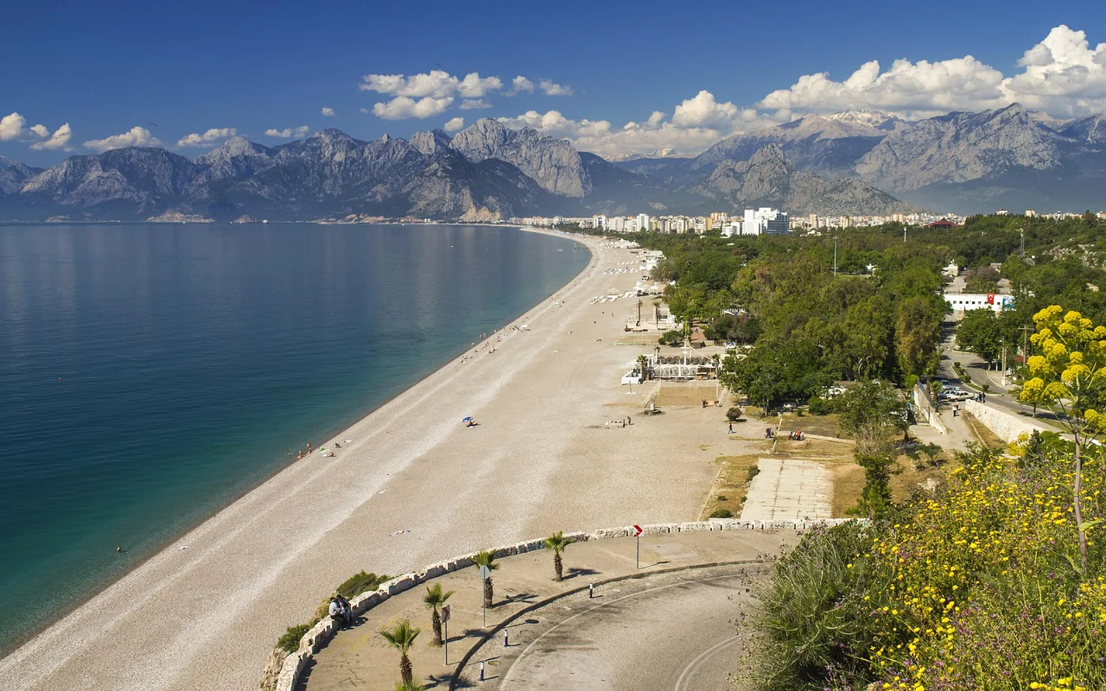 Tosmur i Antalyakysten, Türkiye